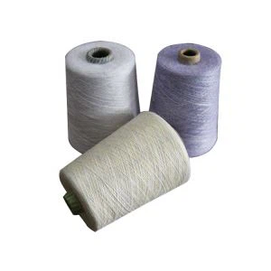 เส้นด้ายผสมอะคริลิกถักด้วยมือจำนวนมาก