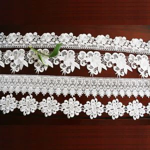 วินเทจปักโพลีเอสเตอร์โครเชต์ลูกไม้เคมีตัดแต่ง